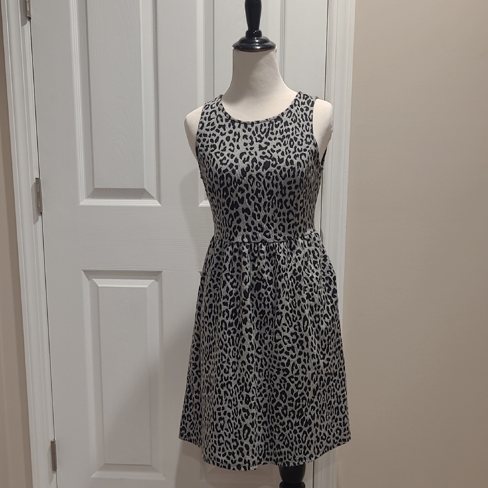 Apt. 9 Black and Grey A-line Animal Print Midi Dress